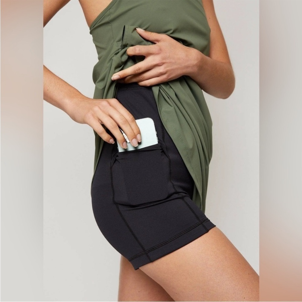 FourLaps Vitality Tennis Slim Fit Activewear Dress in Thyme Green Size Small - Picture 3 of 11